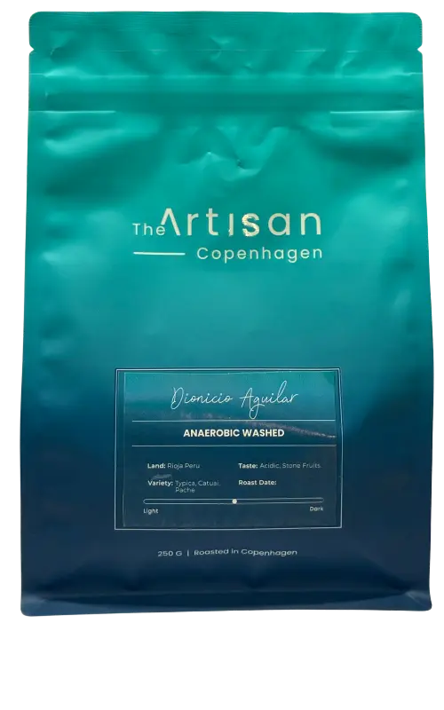 Produktbillede af the artisan kaffepose med hele kaffebønner